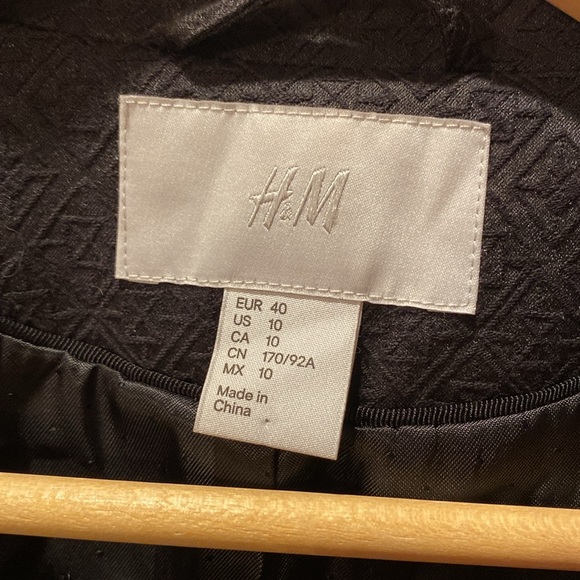 NWOT black suit jacket - Picture 4 of 5